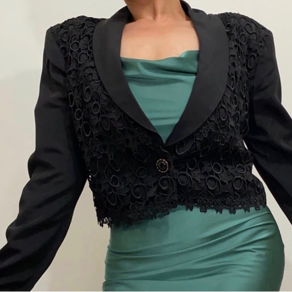 D.J. Summers Vintage Women’s 7/8 Black Crochet Cropped Black Blazer Jacket